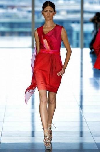 Червоні короткі літні плаття 2013 Matthew Williamson
