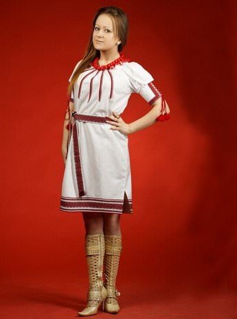 Плаття в українському стилі фото