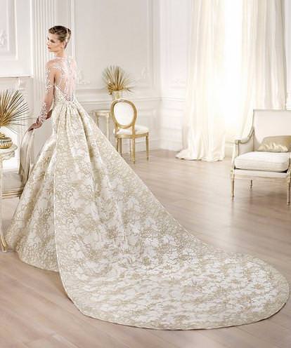 Весільне розкішне плаття Pronovias 2014 з довгим шлейфом