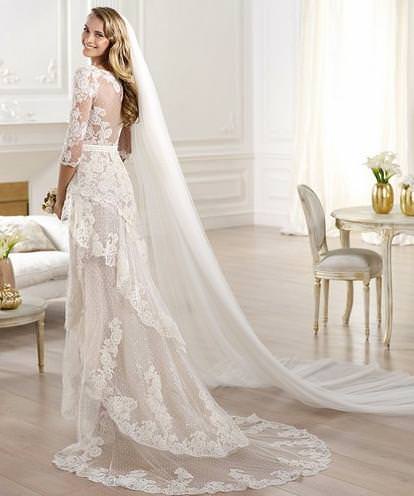 Весільне плаття мереживне з шлейфом 2014