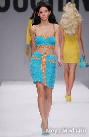 Модні спідниці весна-літо 2015 Moschino